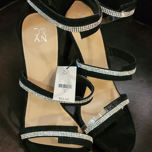 shoes - Picture 4 of 4